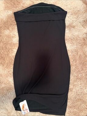 Classic Black Strapless Bodycon Dress
